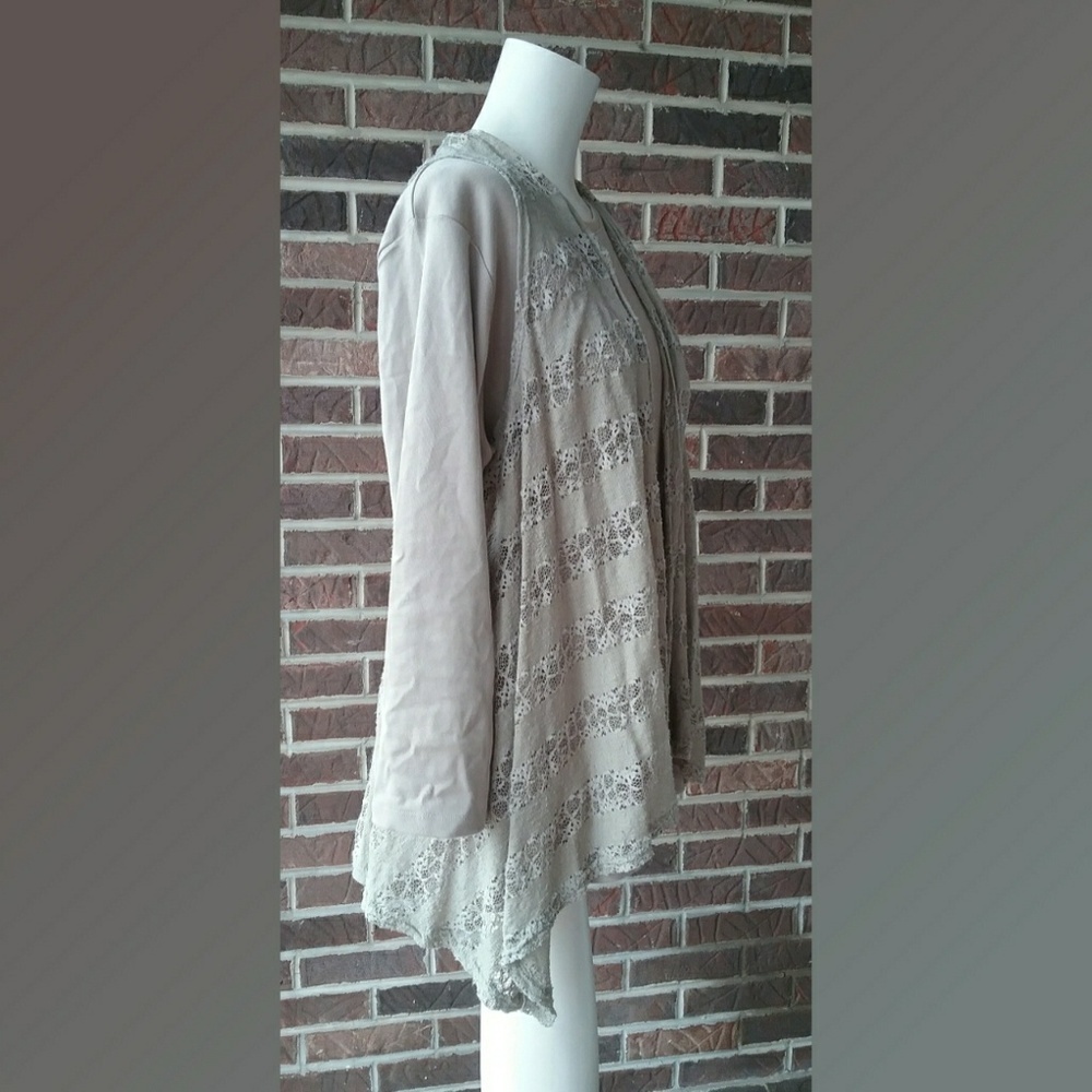 Mad About Style Romantic Bobo Chictan Lacy Vest View 2